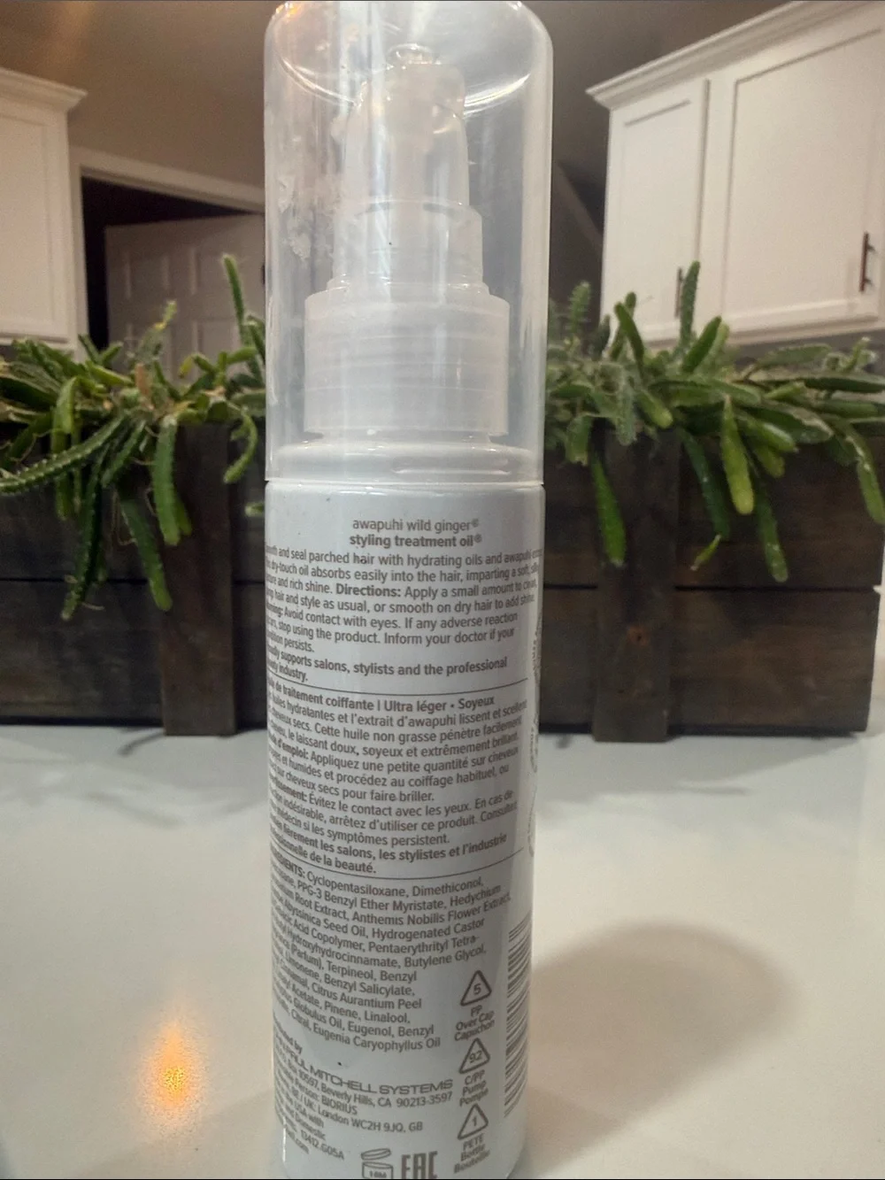 Paul Mitchell Awapuhi Wild Ginger Styling Treatment Oil - White